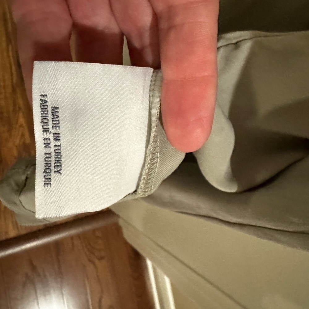 Restoration Hardware Robe. Size medium - Picture 4 of 8